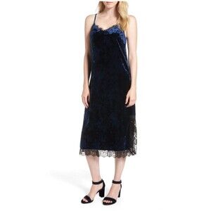 CHELSEA28 Nordstrom Women’s Navy Velvet Lace Trim Midi Slip Dress size S Stretch